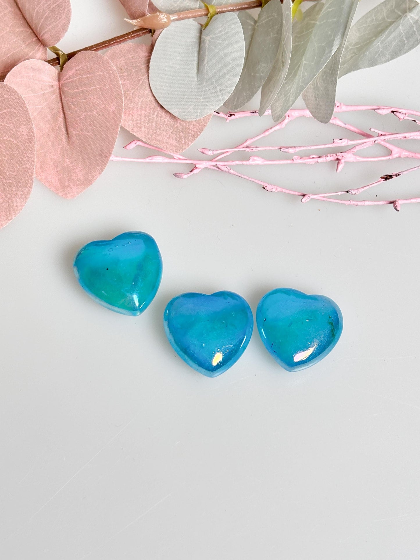 Blue Angel Aura Heart 2.4cm – Magical decorative object, healing stone, perfect gift for spiritual and gemstone lovers