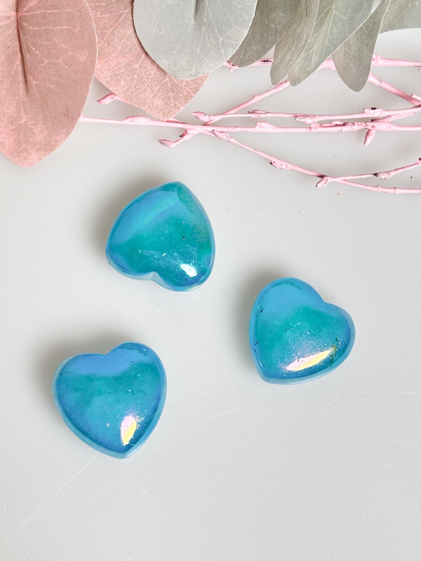 Blue Angel Aura Heart 2.4cm – Magical decorative object, healing stone, perfect gift for spiritual and gemstone lovers