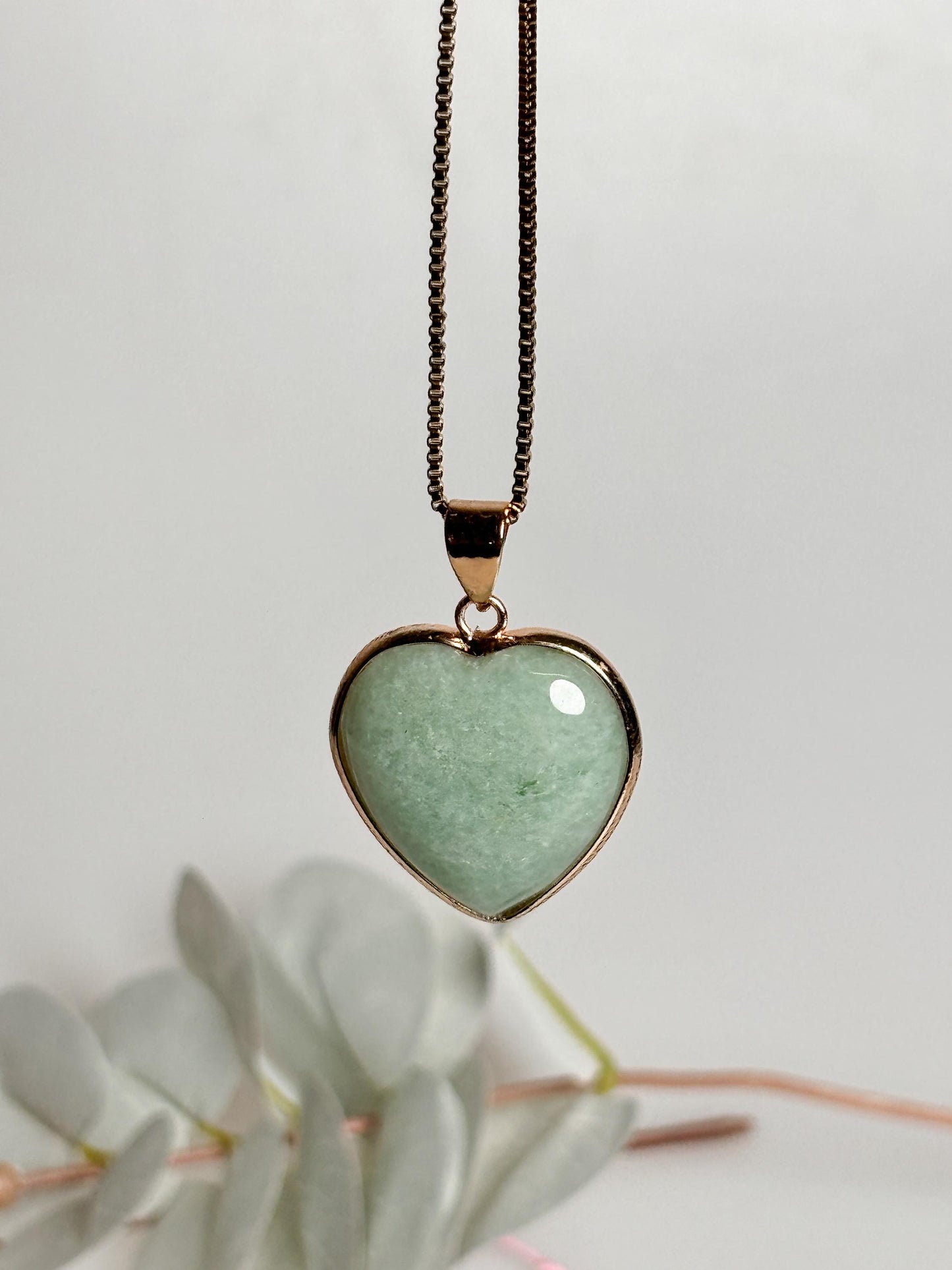 Beautiful Aventurine Heart Pendant, Gold-Colored – Natural Gemstone Jewelry