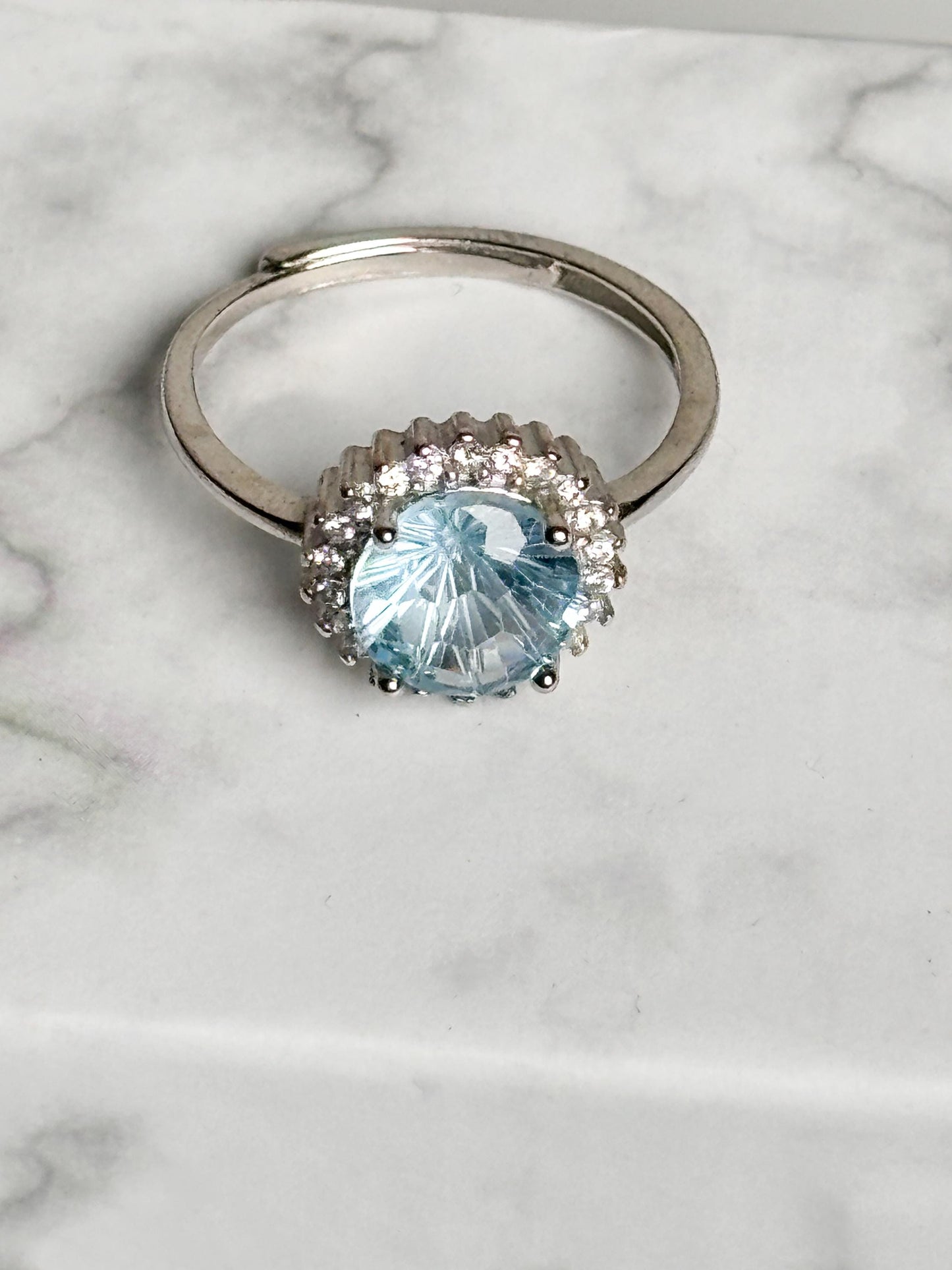 Blue Topaz Ring 925 Silver – Adjustable – Noble silver ring with topaz – Perfect as an engagement ring – Jewelry gift