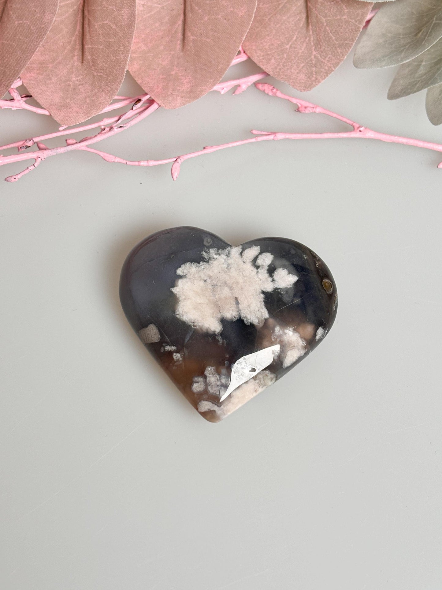Blaues Blumenachat Herz | Heilstein Kristall für Achtsamkeit & Energiearbeit | Geschenkidee für Kristallliebhaber