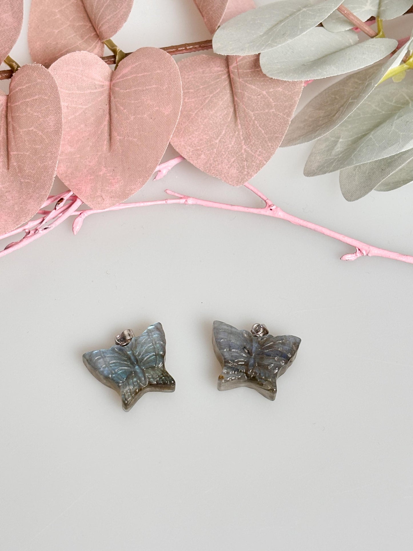 High Quality Labradorit Kettenanhänger Schmetterling Blauer Flash, hochwertiger Kristall-Schmuck für Energie und Schutz