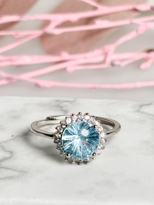 Blue Topaz Ring 925 Silver – Adjustable – Noble silver ring with topaz – Perfect as an engagement ring – Jewelry gift