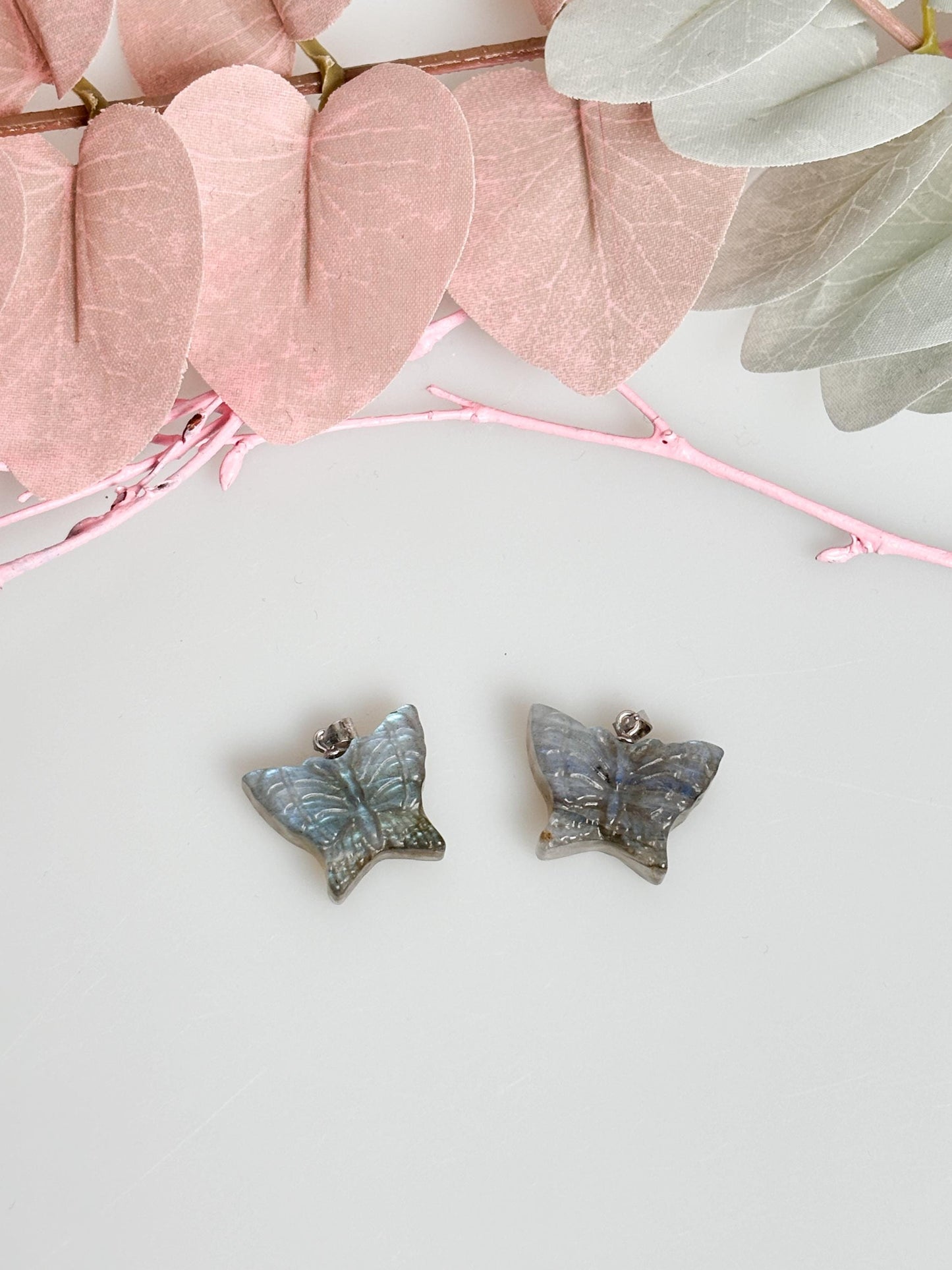 High Quality Labradorit Kettenanhänger Schmetterling Blauer Flash, hochwertiger Kristall-Schmuck für Energie und Schutz