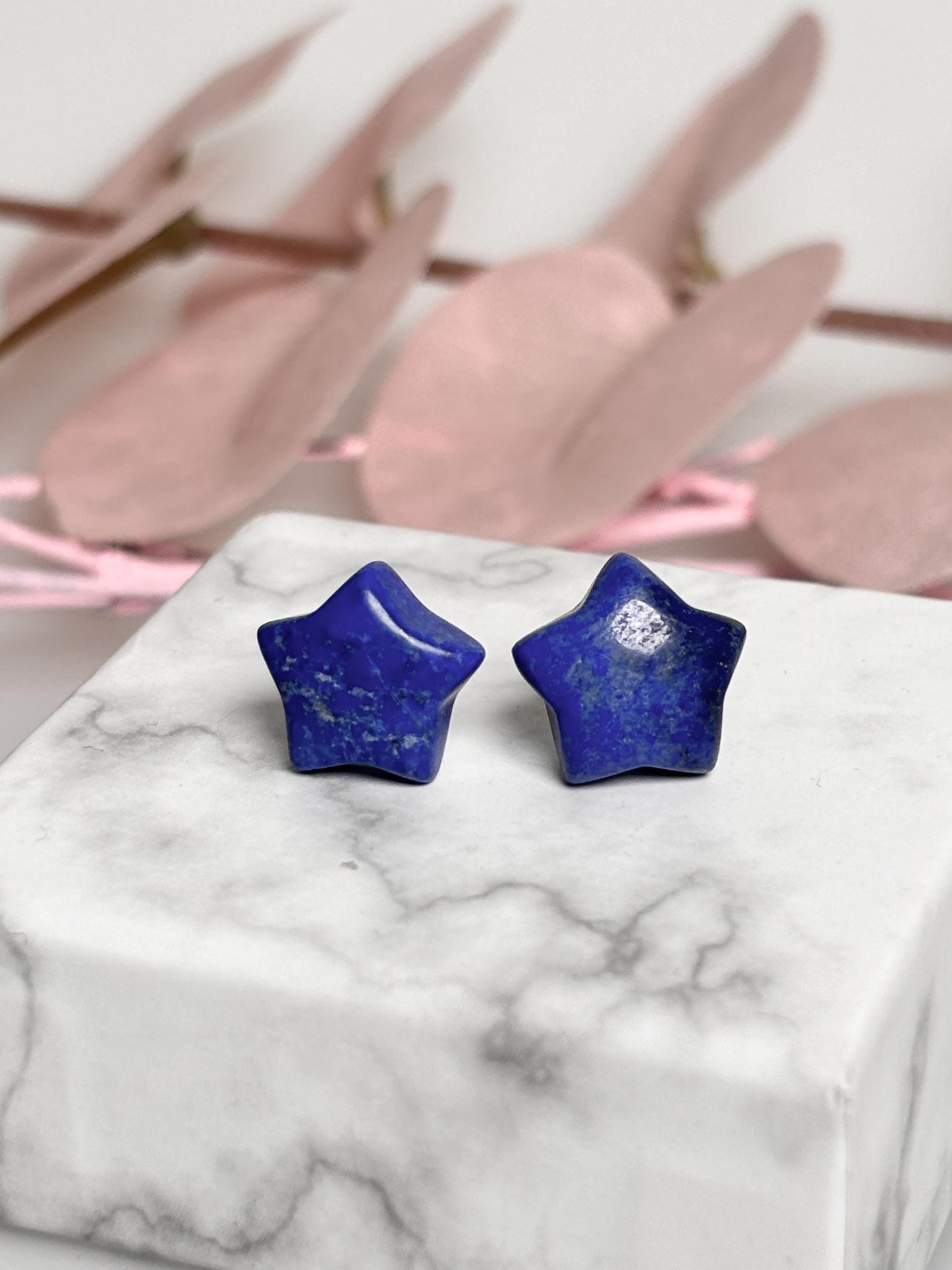 Lapislazuli Stern Ohrstecker mit 925 Silberstecker Edler blauer Stein, Symbol für Weisheit & Schutz, ideal als Geschenk