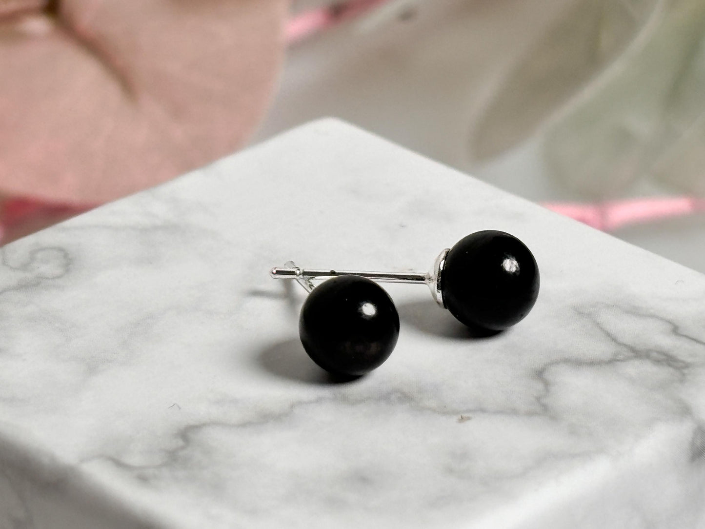 Obsidian Perlen Ohrstecker mit 925 Silberstecker Zeitloser Schutzstein, eleganter schwarzer Schmuck, ideal als Geschenk