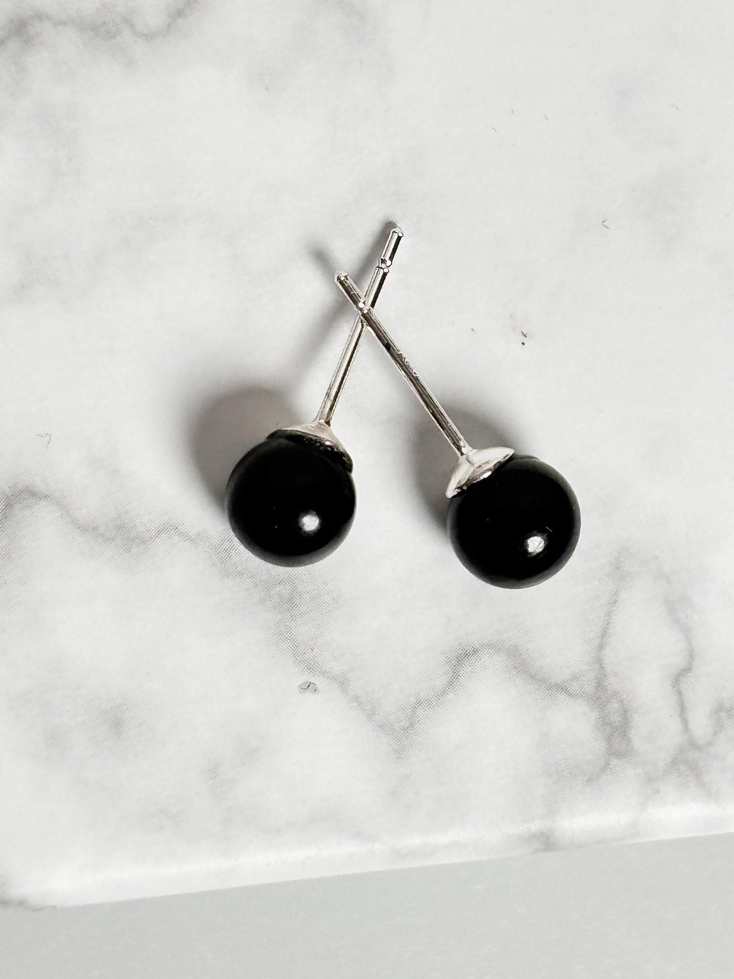 Obsidian Perlen Ohrstecker mit 925 Silberstecker Zeitloser Schutzstein, eleganter schwarzer Schmuck, ideal als Geschenk