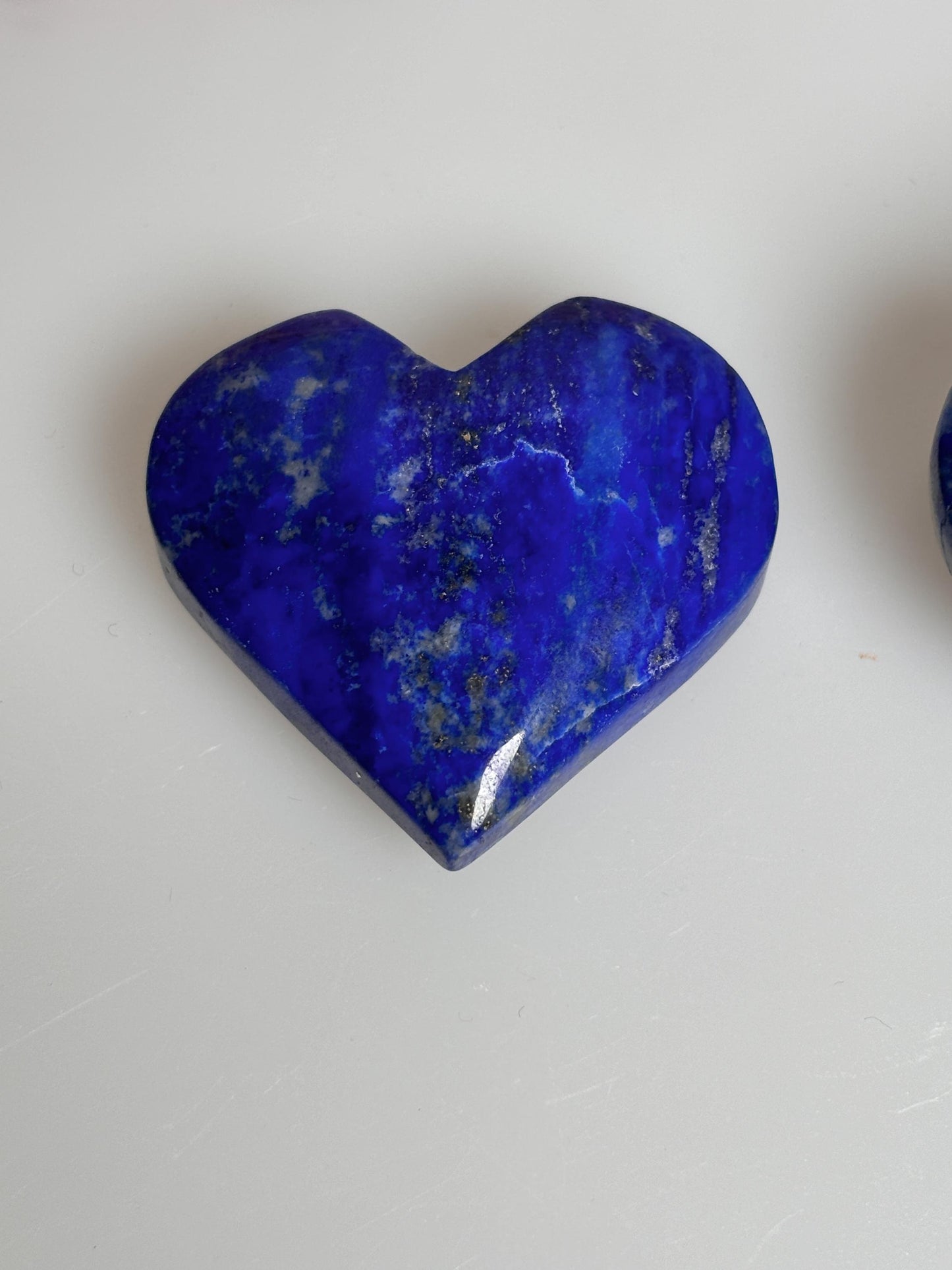 Lapislazuli Dekoherz mit Pyriteinschlüssen  verschiedene Größen, spirituelle Dekoration und Glücksbringer
