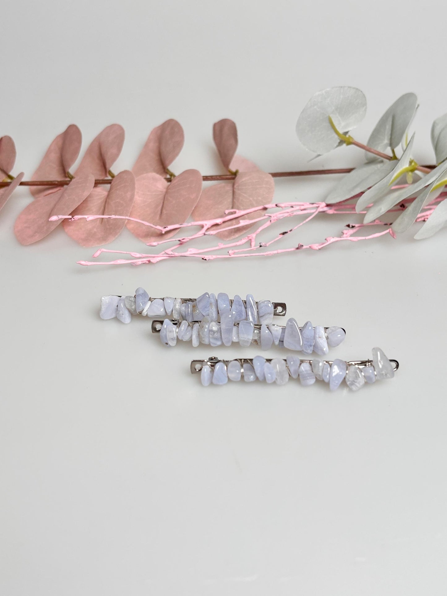 Zarte Haarklammern im Boho-Stil mit Edelsteinen Malachit, Peridot, Mookait, Blue Lace Achat