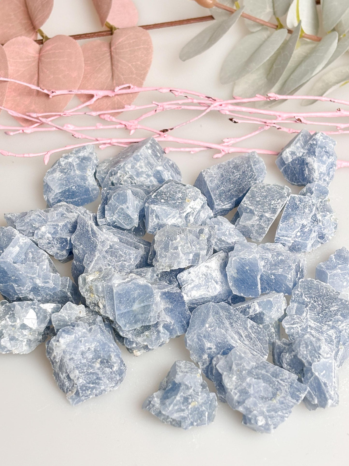Celestine Rohsteine Wunderschöne blaue Farbe, natürliche Kristalle für Dekoration und Energiearbeit