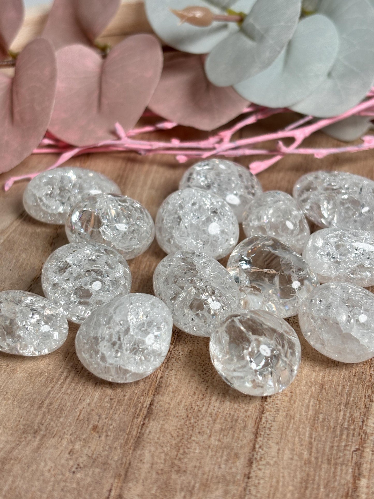 Kleine Crackle Quartz Trommelsteine Mit faszinierenden Regenbögen