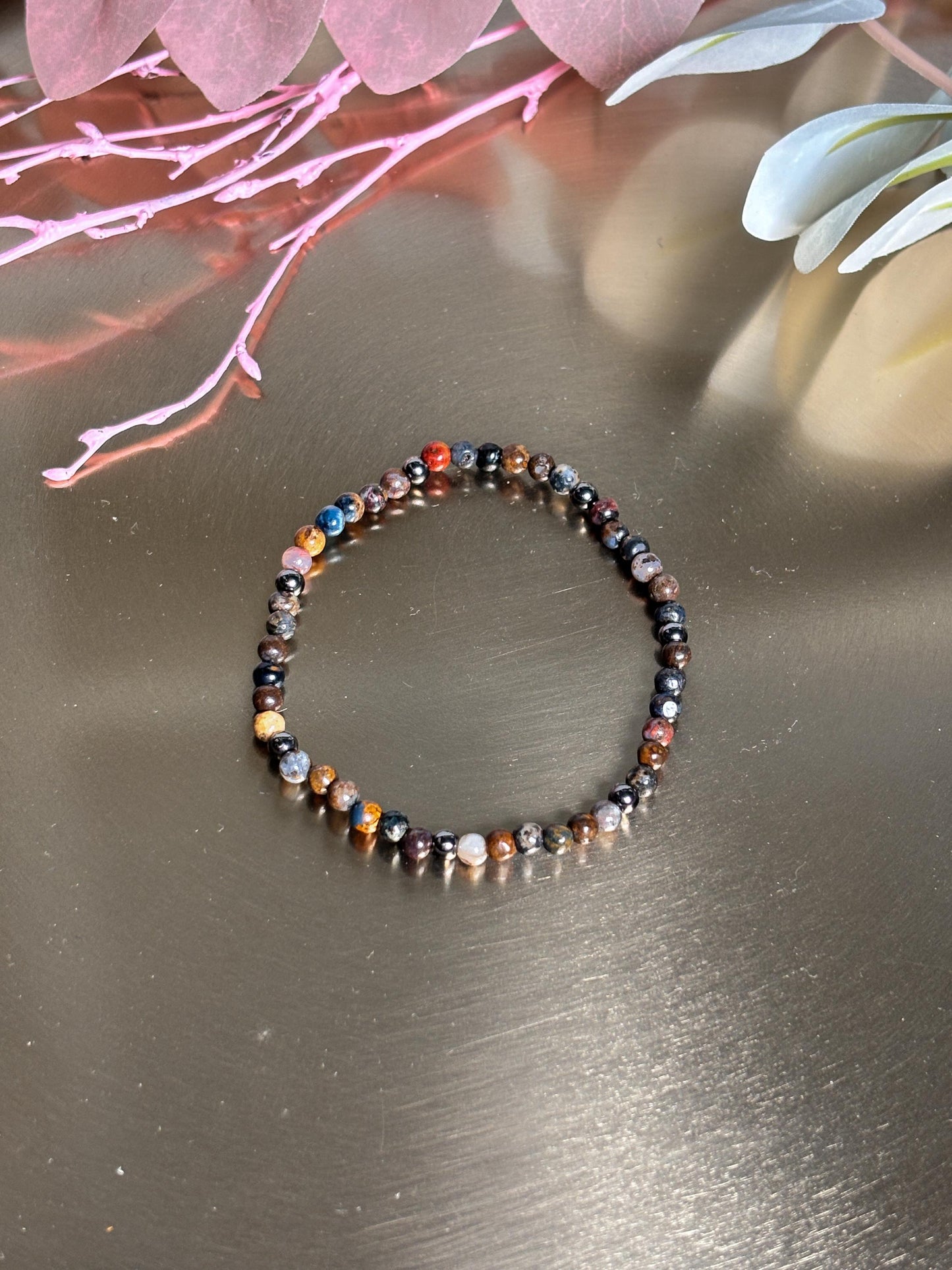 Elastisches Petersit Perlenarmband 4mm Elegantes Design mit Naturstein