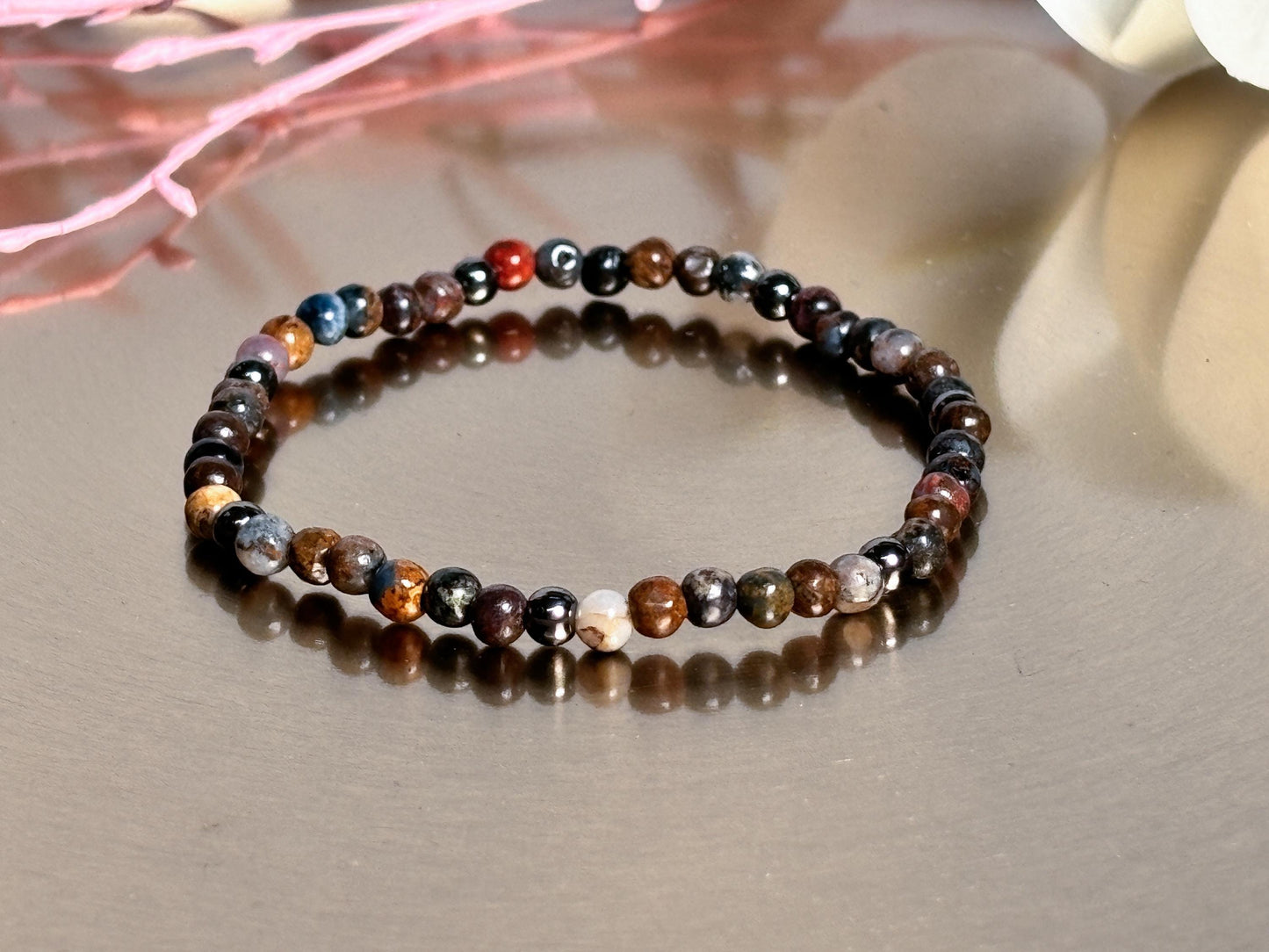Elastisches Petersit Perlenarmband 4mm Elegantes Design mit Naturstein