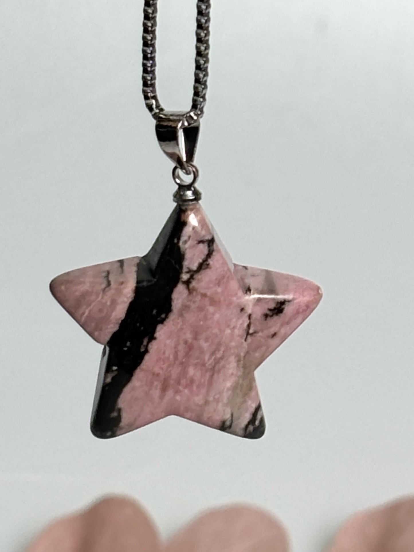Rhodonit Stern Kettenanhänger ca. 2,5 x 2,5 cm, Naturstein Schmuck