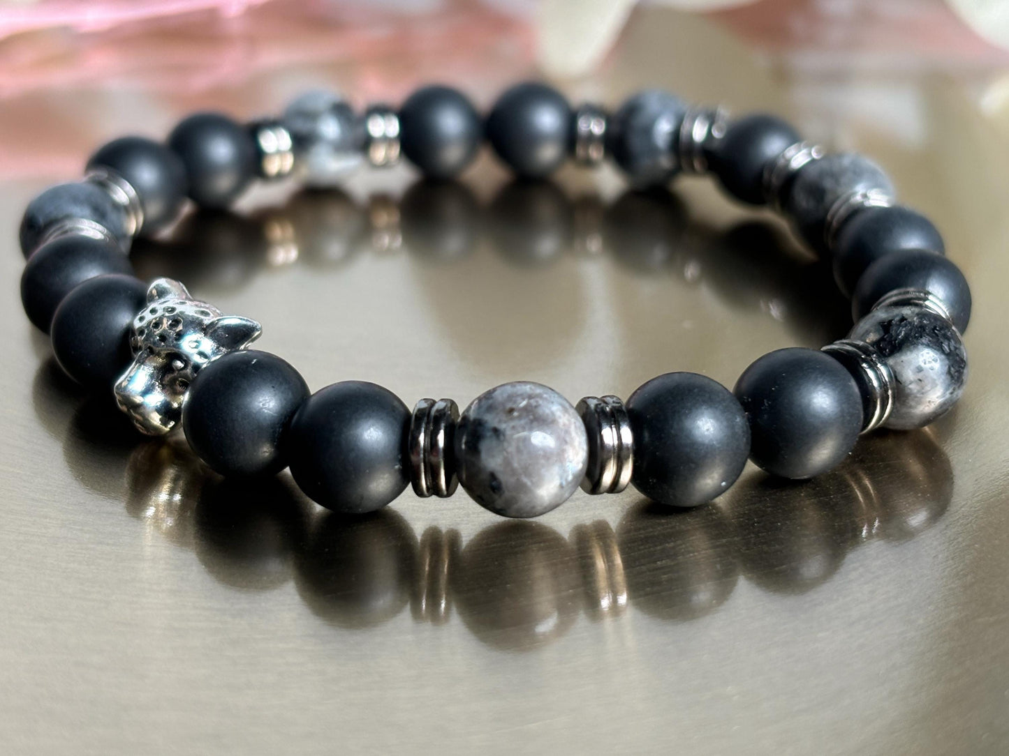 Shungit & Larvikit Männer Perlenarmband 8mm Perlen mit Edelstahl-Zwischenteilen und Leopardenkopf