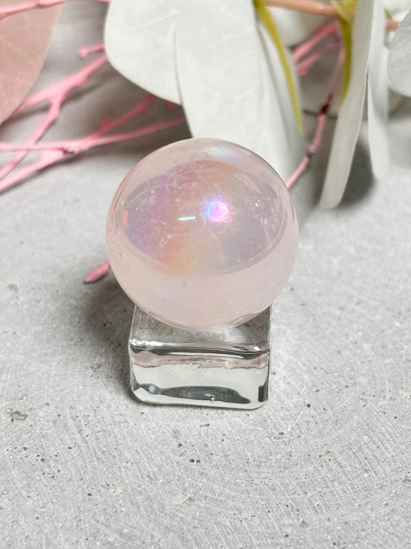 Aura Rosequarz Kugel 2,6 cm – Schimmernder Rosenquarz Kristall für Energie & Harmonie