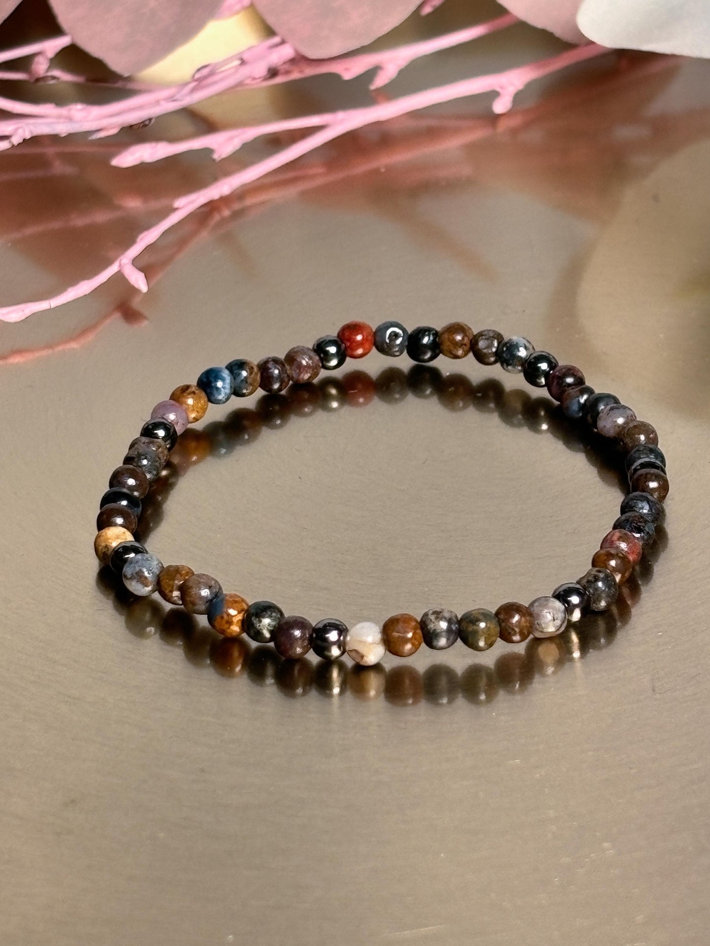 Elastisches Petersit Perlenarmband 4mm Elegantes Design mit Naturstein