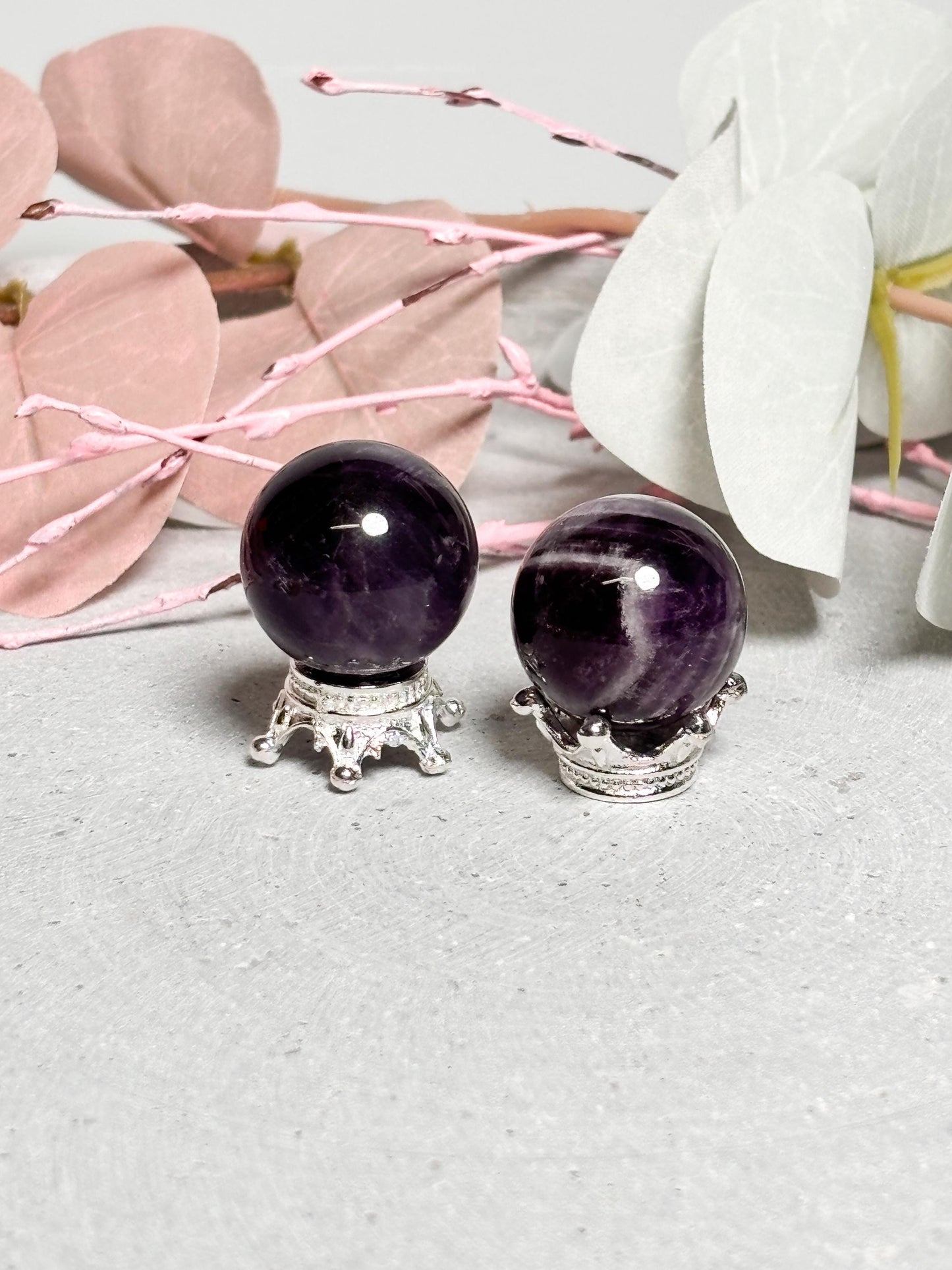 Mini Traumamethyst Kugeln ca. 1,8 cm Kristallkugeln für Meditation und Dekoration