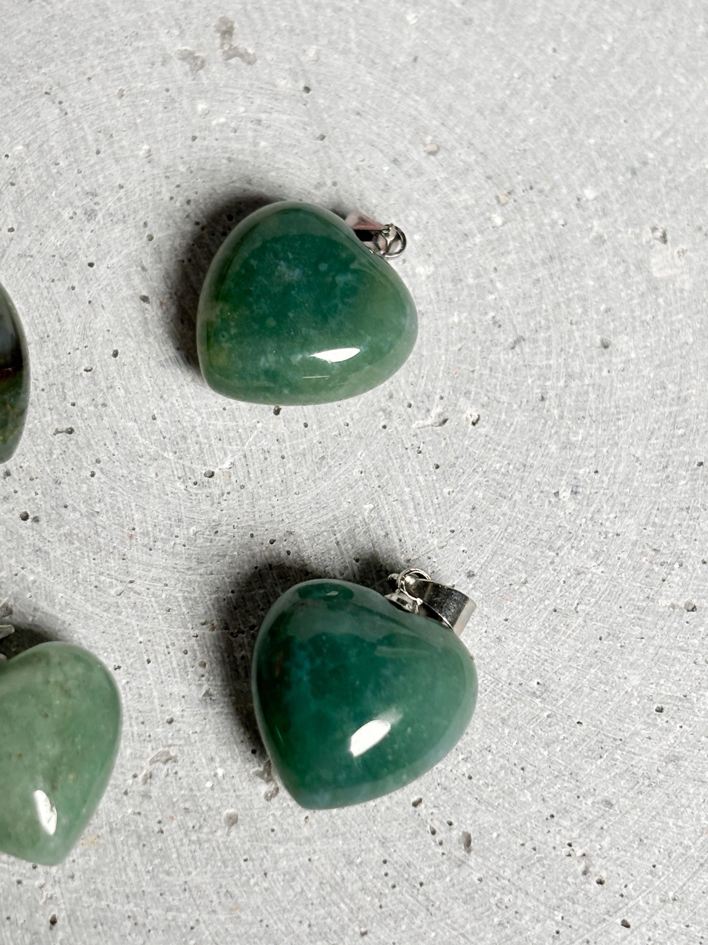 Kleiner Moosachat Herzanhänger Natürlicher Kristall Schmuck Heilstein Anhänger Geschenkidee