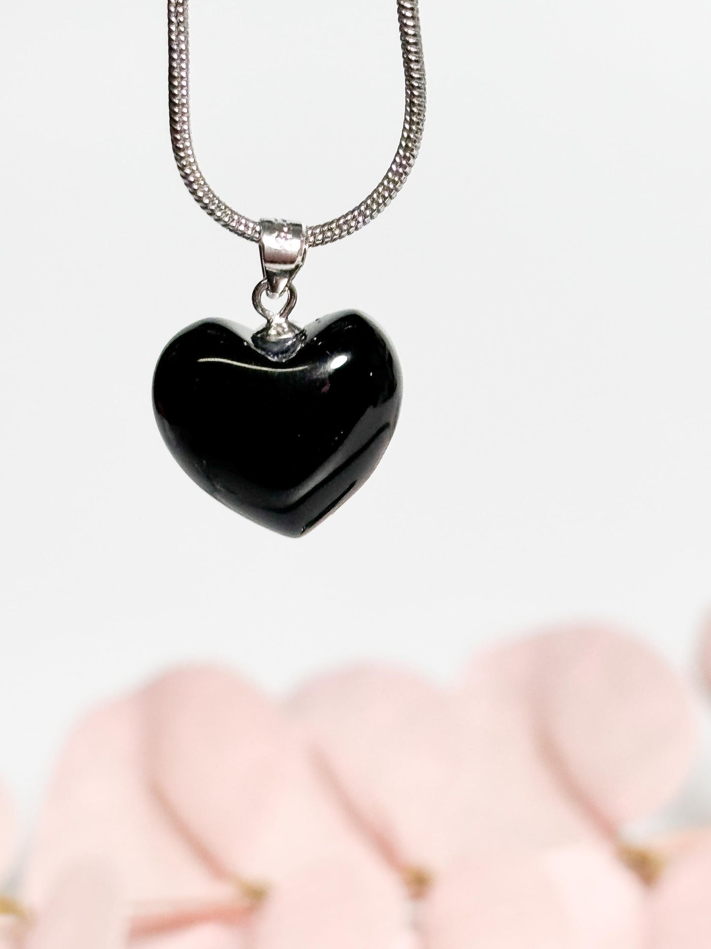 Obsidian Herzanhänger mit 925 Silberöse Schutzstein Schmuck aus Edelstein