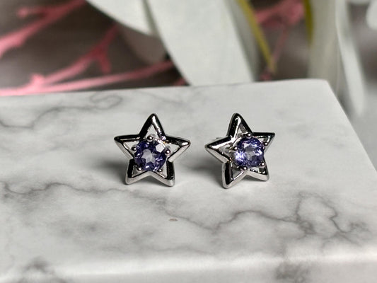 925 Silberne Sternohrstecker mit Tansanit Stein  Eleganter Edelsteinschmuck für jeden Anlass  Funkelnde Sternohrstecker