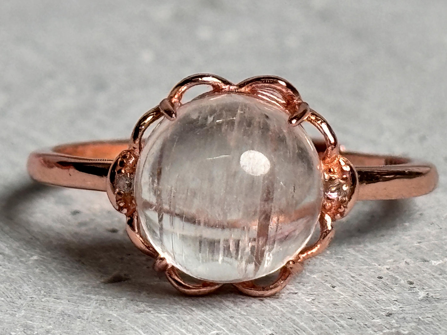 925 Silberring rosévergold, größenverstellbar mit großem transparentem Kunzit Stein eleganter Schmuck für jeden Anlass