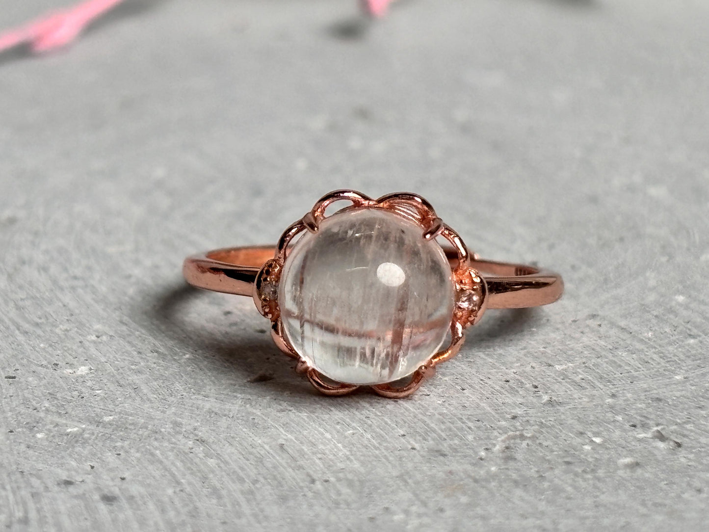 925 Silberring rosévergold, größenverstellbar mit großem transparentem Kunzit Stein eleganter Schmuck für jeden Anlass