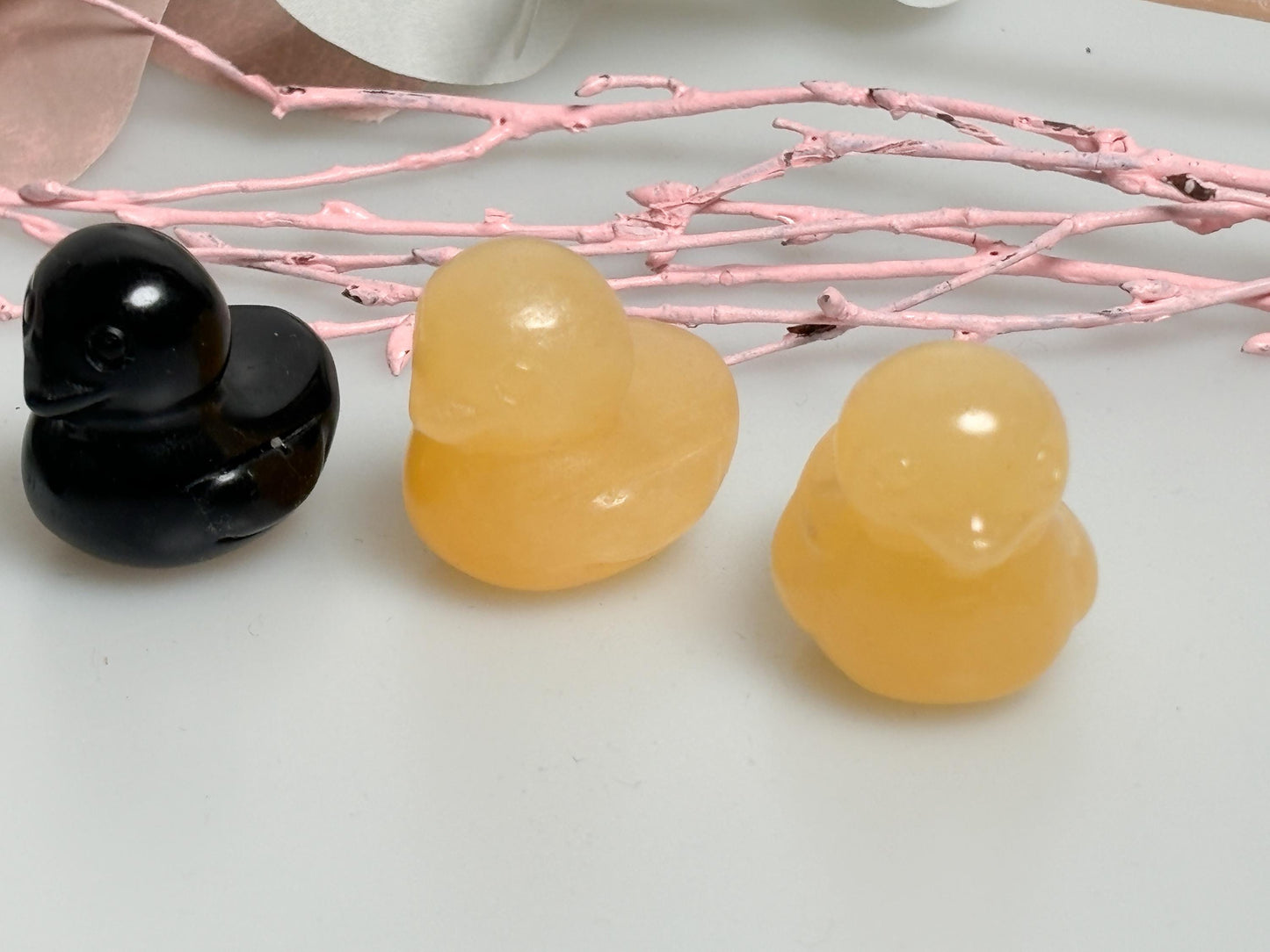 Kleine Deko Ente aus gelbem Calcit oder schwarzem Obsidian Glücksbringer & Sammlerstück