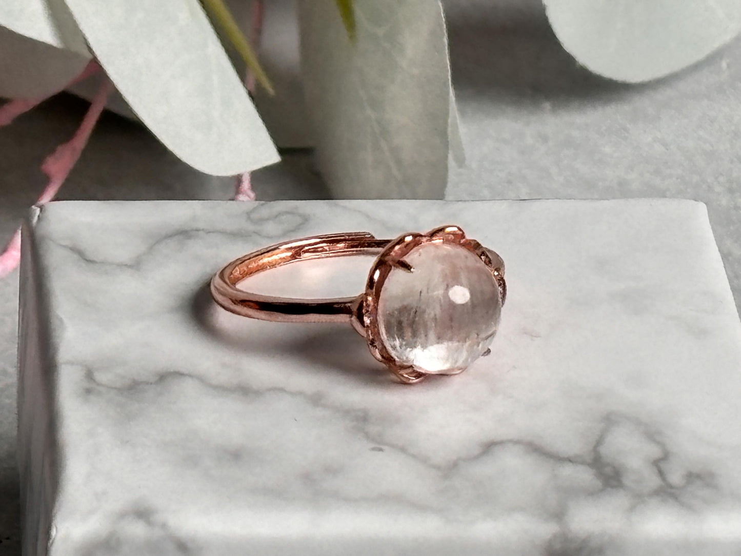 925 Silberring rosévergold, größenverstellbar mit großem transparentem Kunzit Stein eleganter Schmuck für jeden Anlass