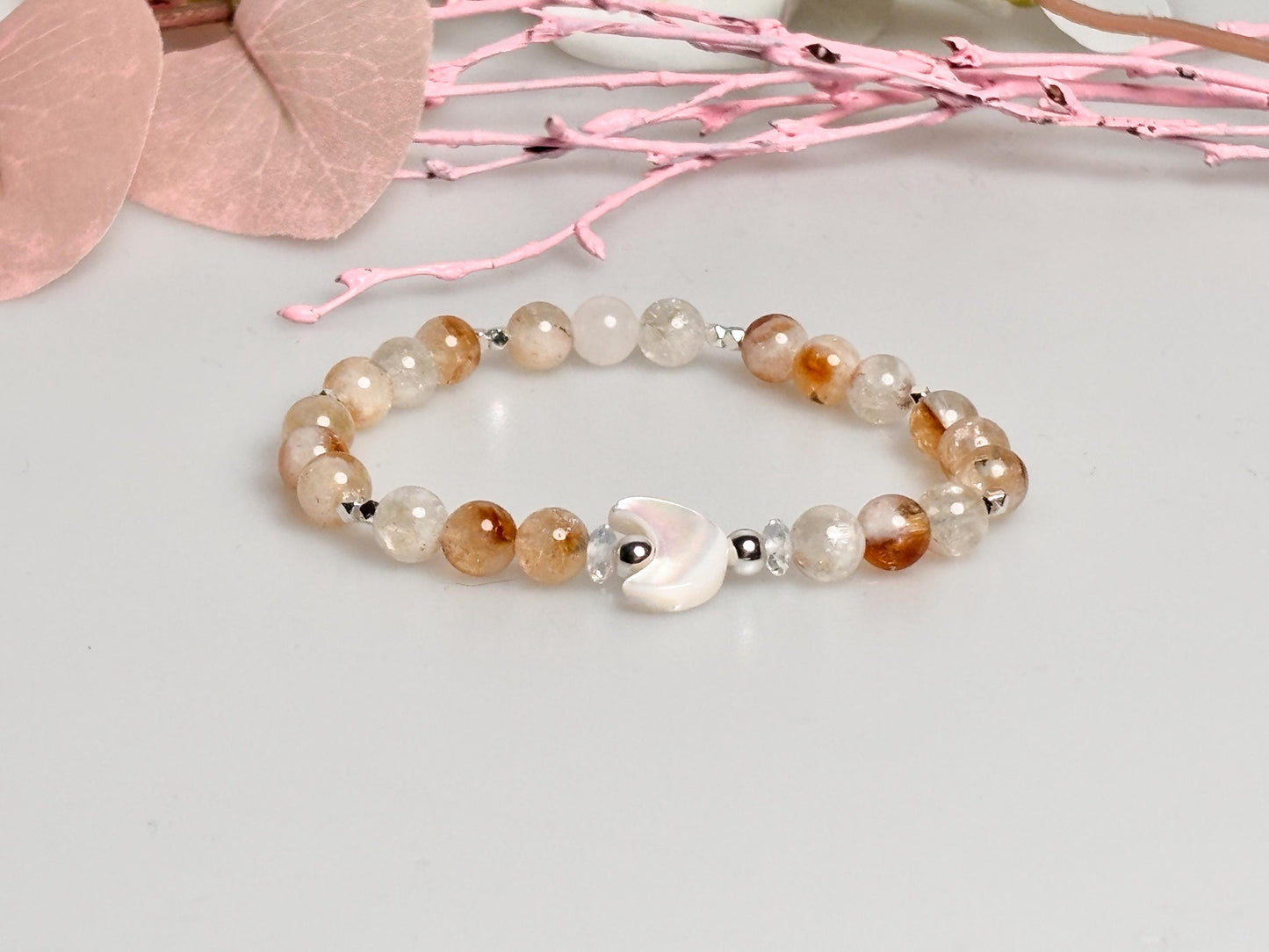 Golden Healer Armband elastisch 6 mm Perlen mit Muschelmond, Edelstein Armband, spiritueller Schmuck, handgefertigt