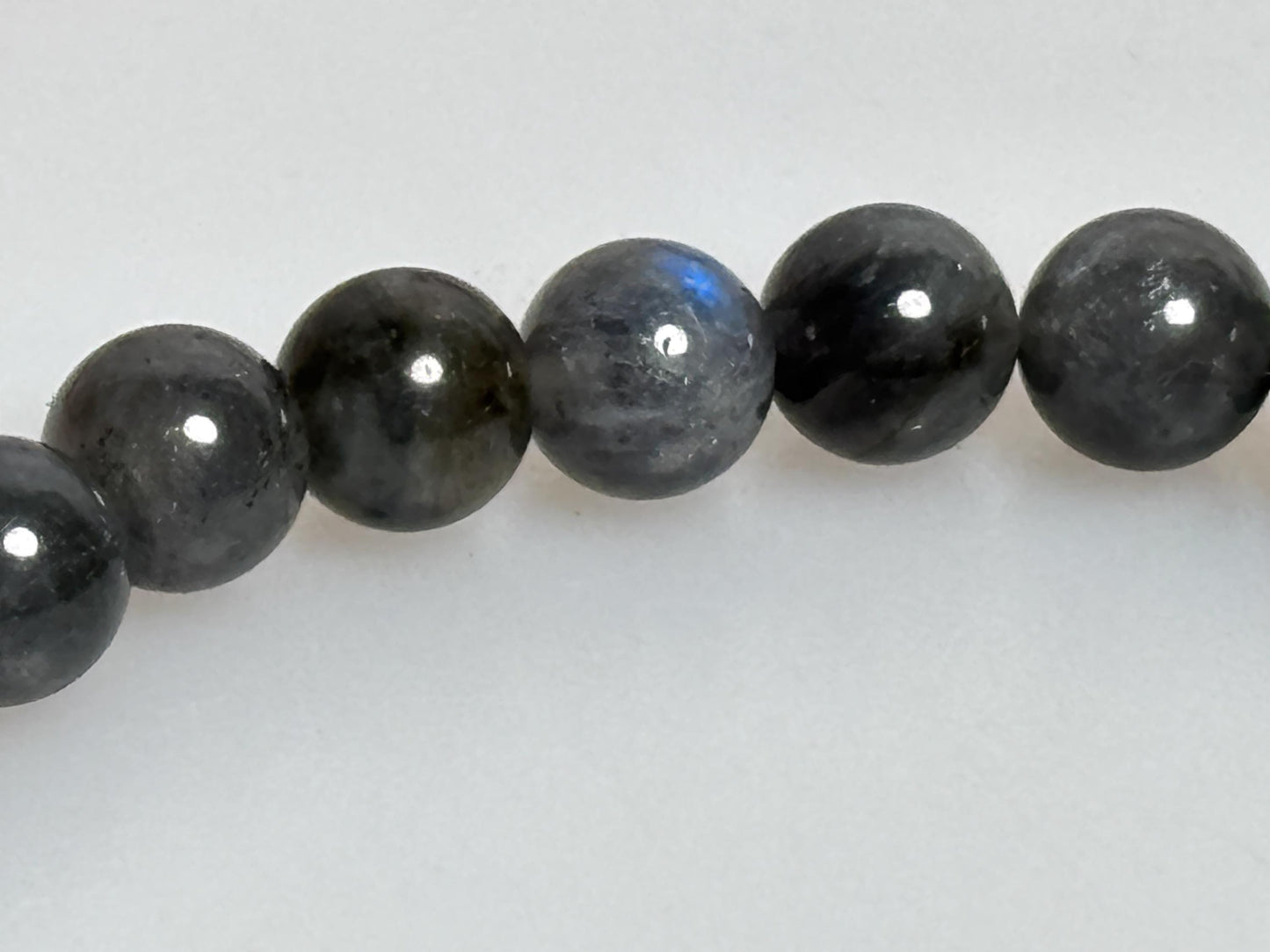 Elastisches Labradorit Perlenarmband dunkel, Schutzstein Armband, Edelsteinarmband Labradorit, spiritueller Schmuck