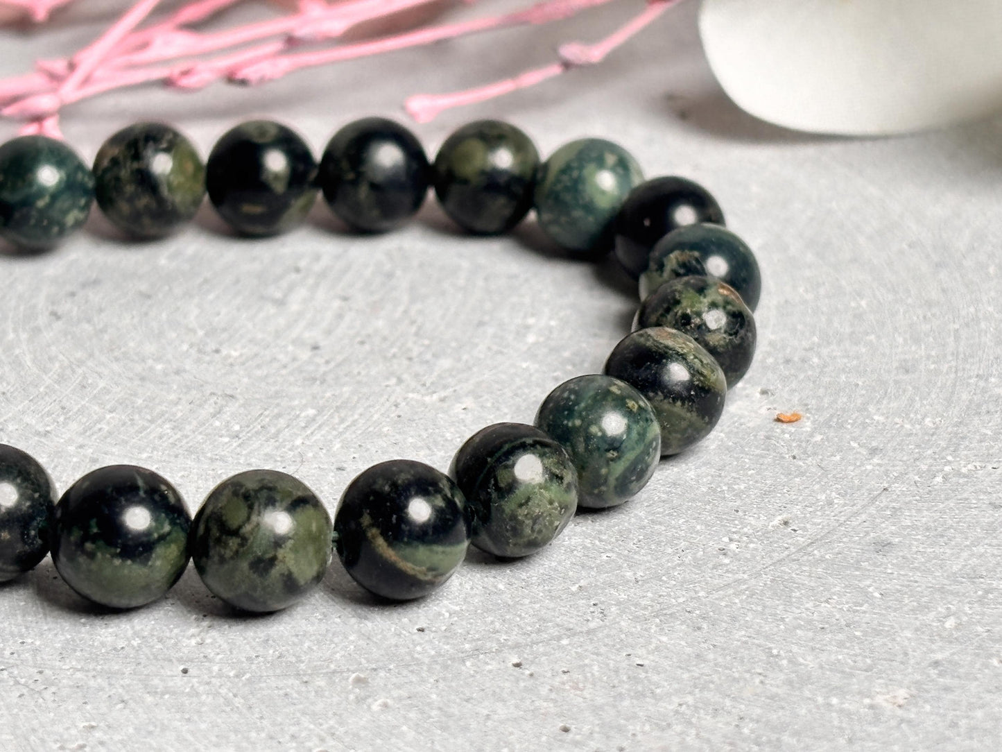 Kambaba Jaspis Perlenarmband Elastisches Armband aus Krokodil Jaspis Naturstein Schmuck für Balance & Erdung