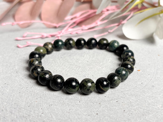 Kambaba Jaspis Perlenarmband  Elastisches Armband aus Krokodil Jaspis  Naturstein Schmuck für Balance & Erdung