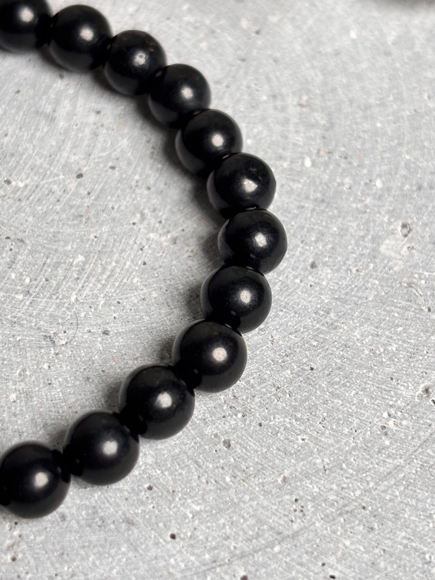 Shungit Perlenarmband 6mm Schutz & Energie | Elastisches Edelsteinarmband