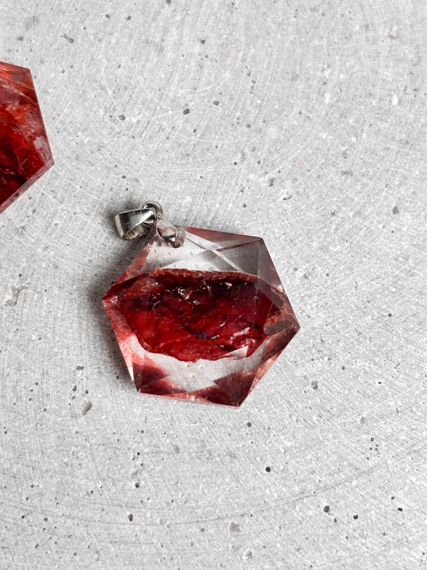 Feuerquarz Hexagon Anhänger Edelstein Kette, Energie & Schutz, Geschenkidee