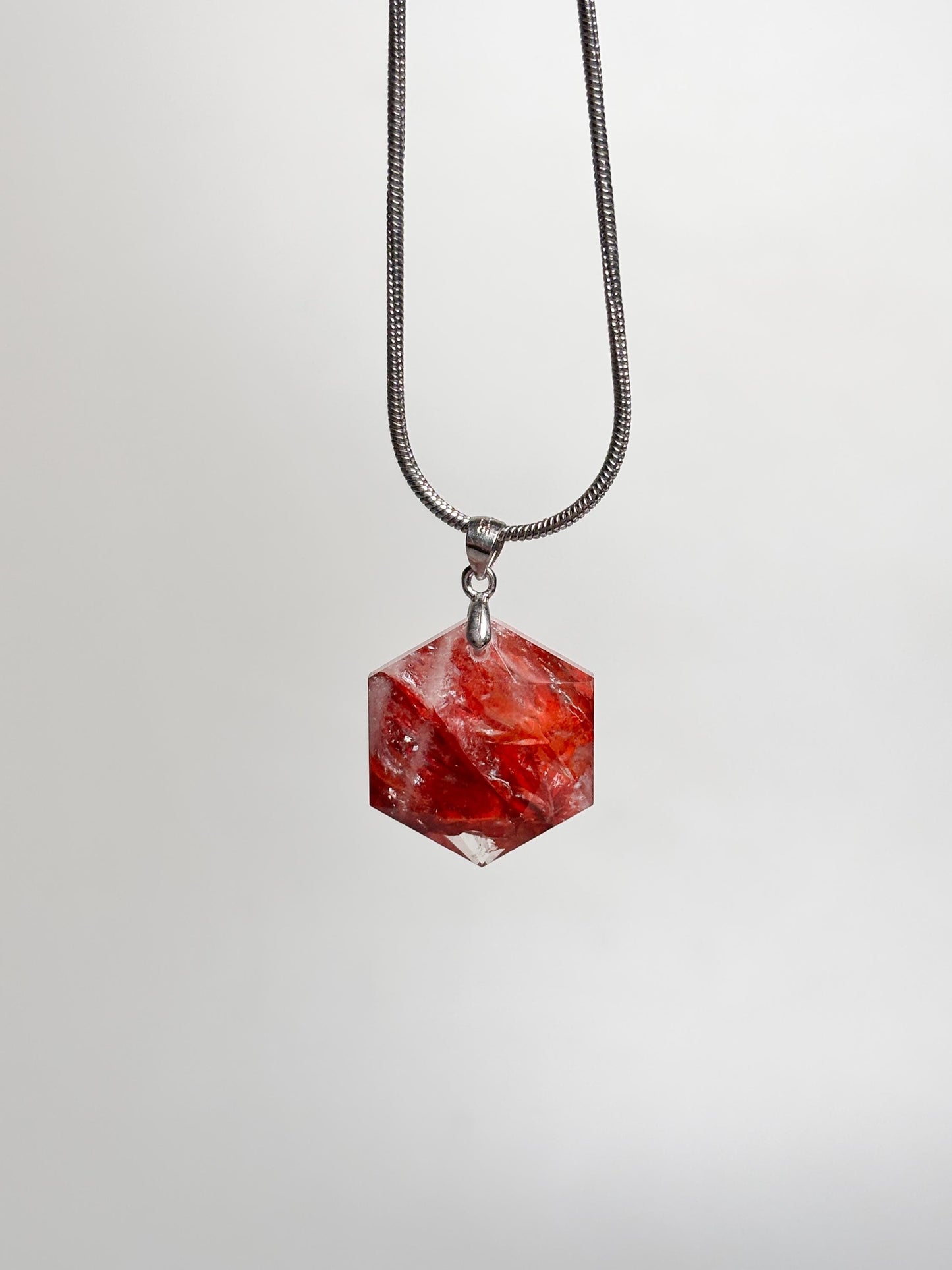 Feuerquarz Hexagon Anhänger Edelstein Kette, Energie & Schutz, Geschenkidee