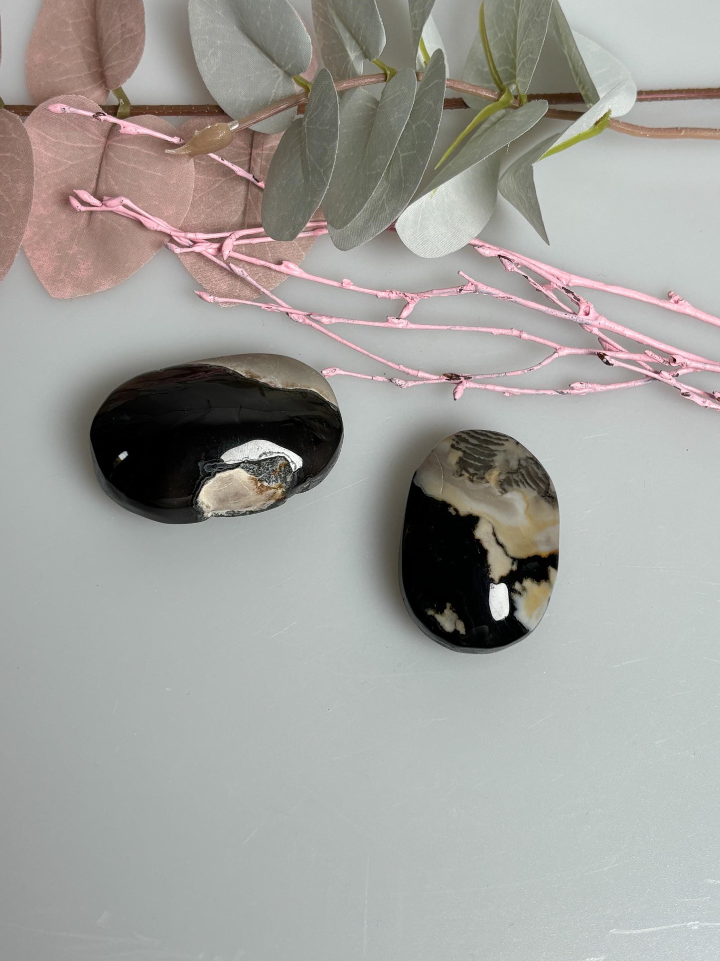 Vulkan Achat Palmstone Leuchtende UV-Reaktion, Handschmeichler, einzigartige Maserung