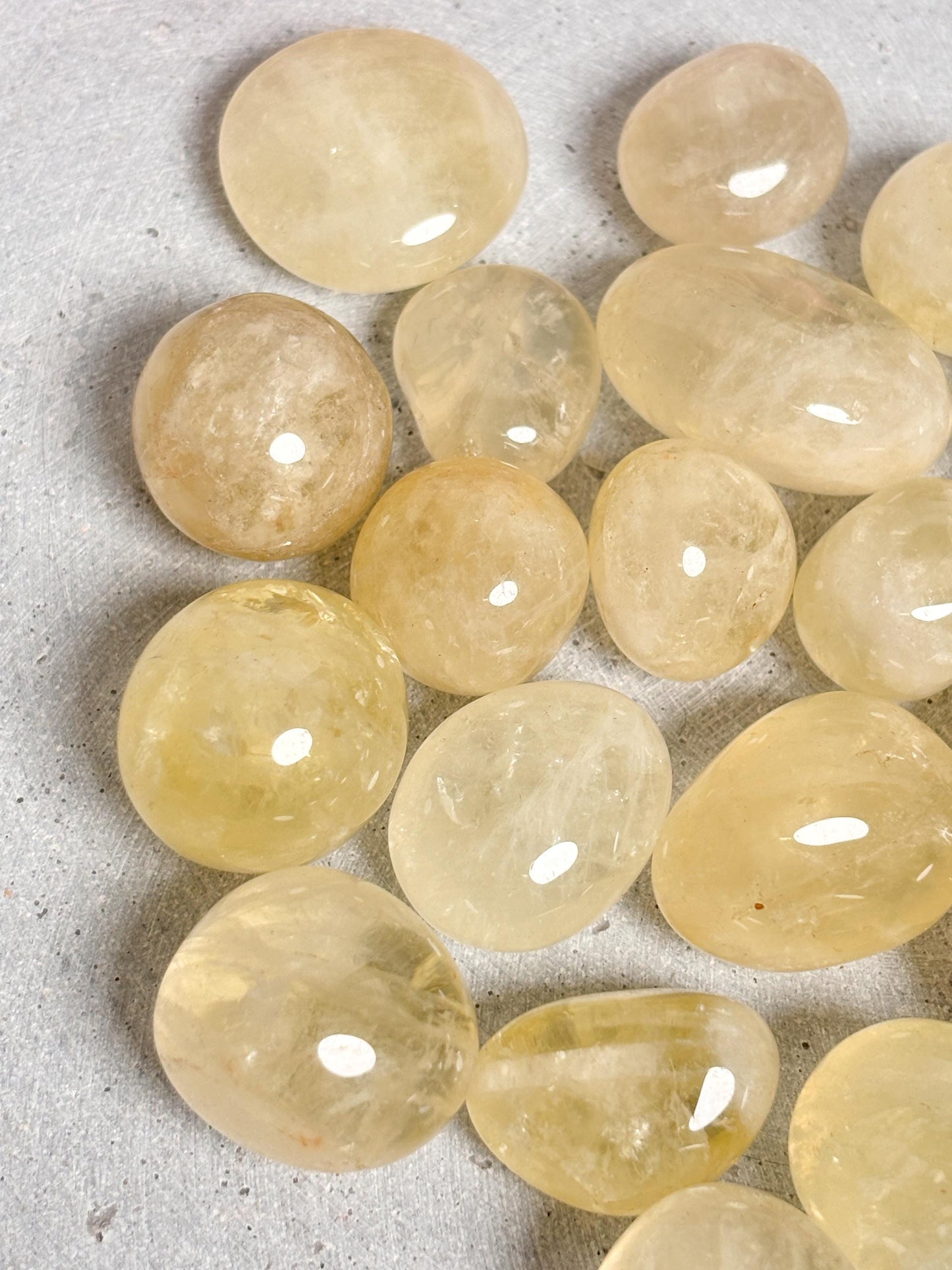 Citrin Trommelsteine Natürliche Edelsteine in 2 Größen | Energie & Positivität