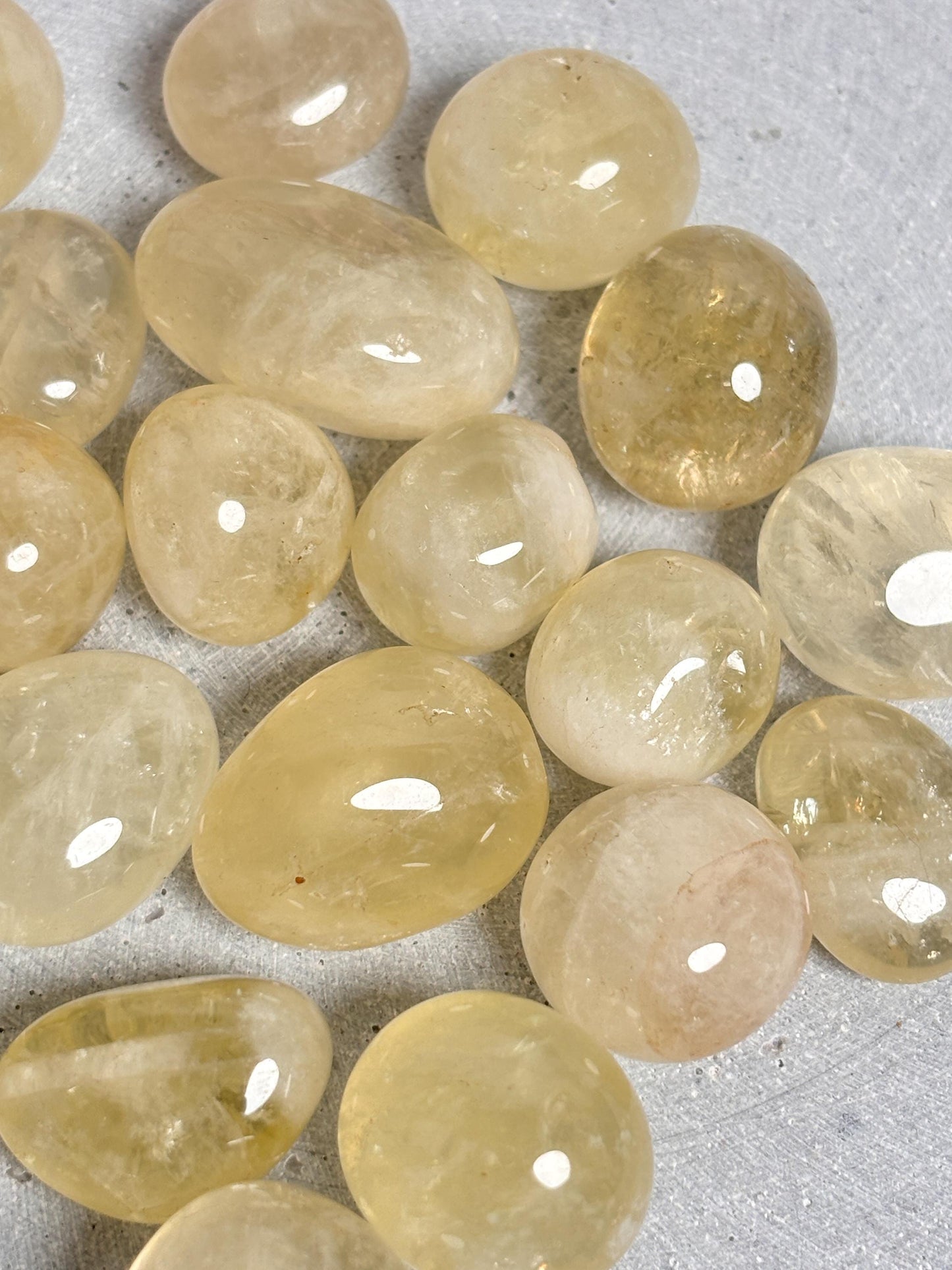 Citrin Trommelsteine Natürliche Edelsteine in 2 Größen | Energie & Positivität