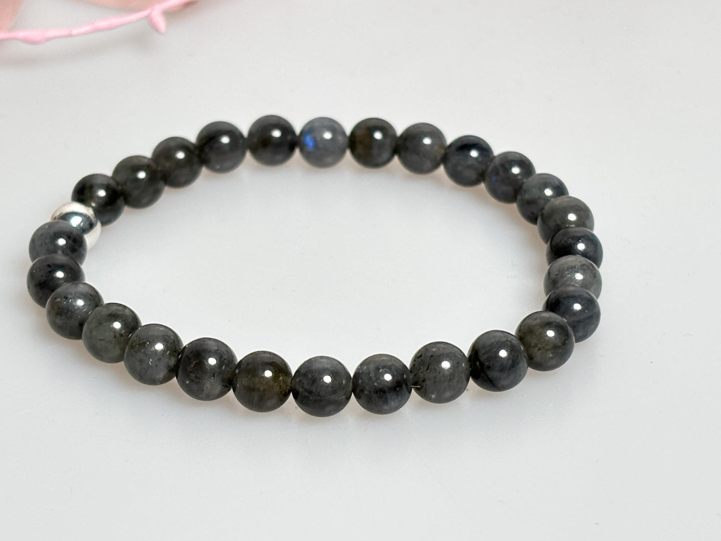 Elastisches Labradorit Perlenarmband dunkel, Schutzstein Armband, Edelsteinarmband Labradorit, spiritueller Schmuck