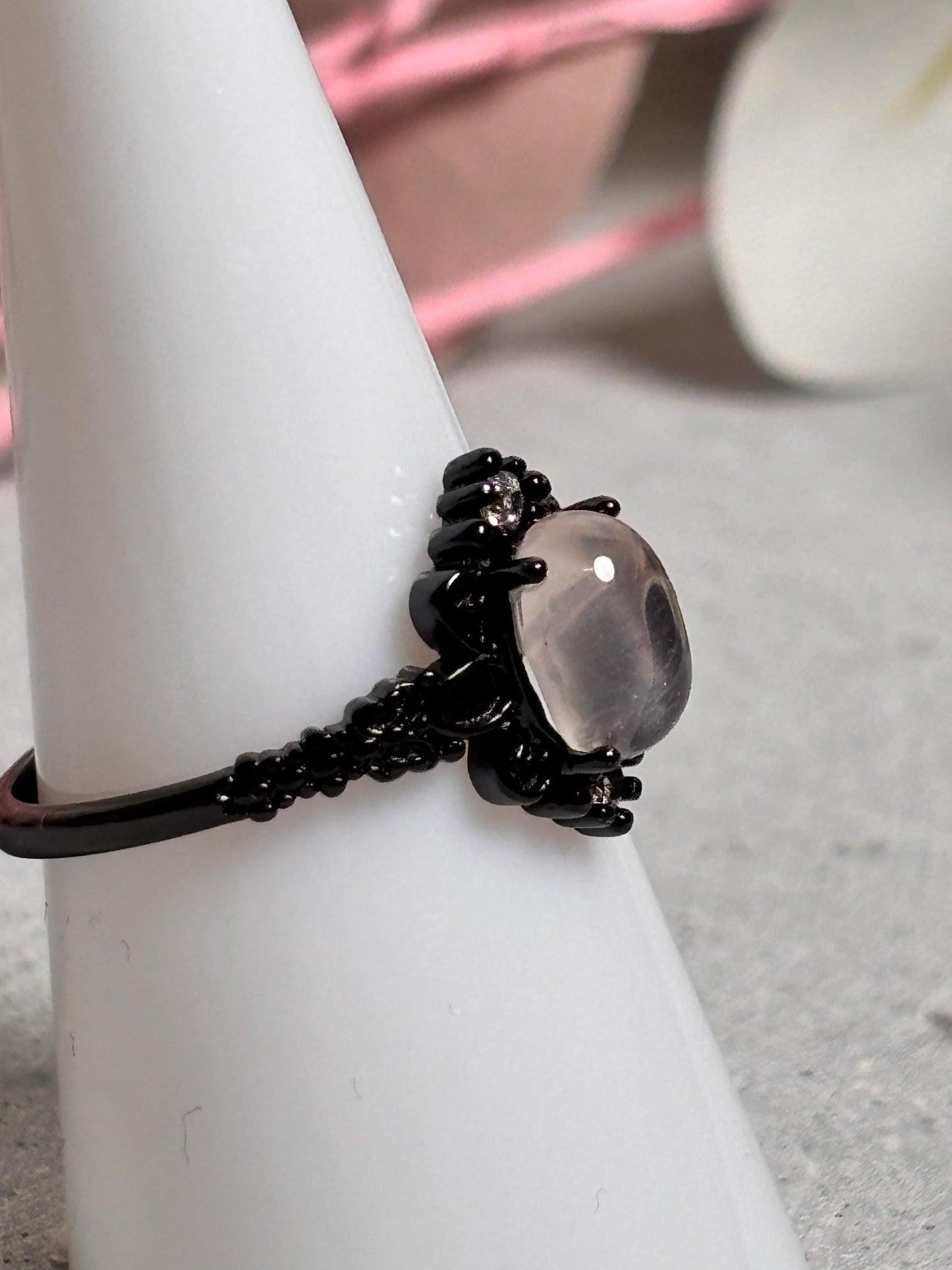 Schwarzer Retro-Ring 925 Silber mit Rosenquarz Größenverstellbarer Vintage Schmuck für Damen