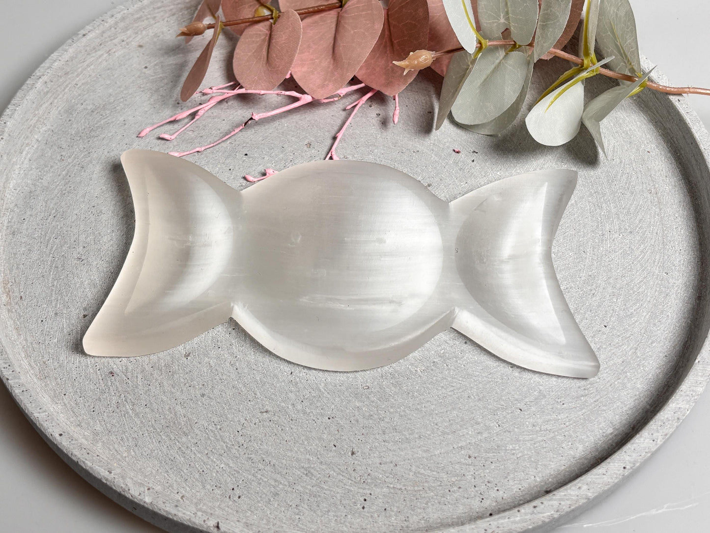 Selenitschale Mondphase Dekorative Kristallschale mit Mondphasen Design, Ideal zum Reinigen und Aufladen von Schmuckstücken