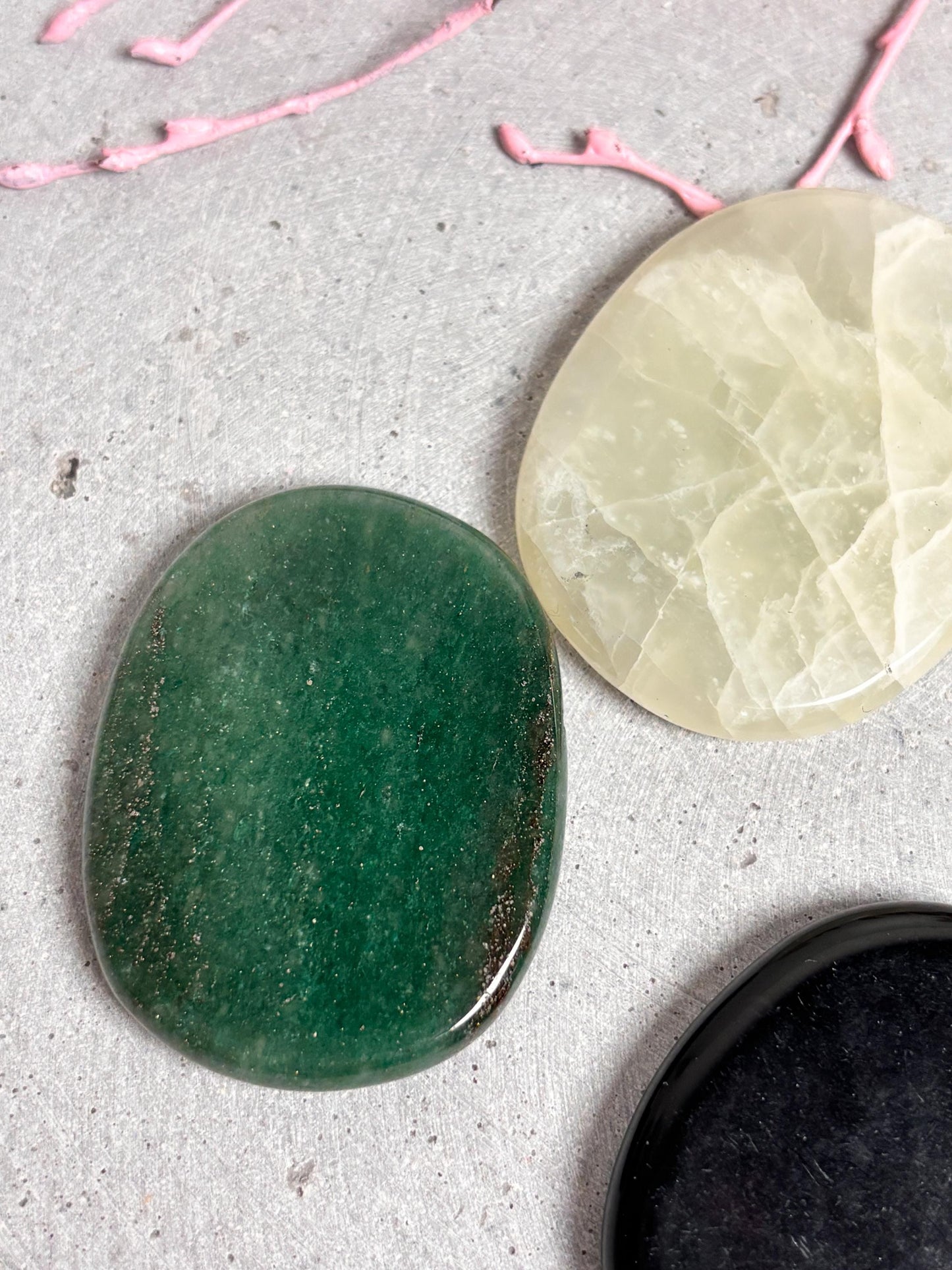 Worry Stones Sorgensteine aus Kristall, Verschiedene Kristalle zur Auswahl für Entspannung & Achtsamkeit