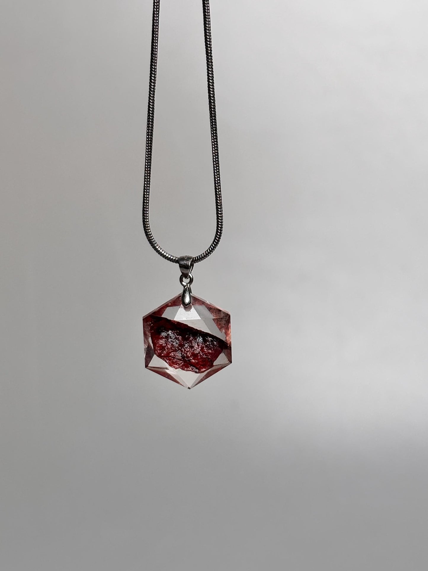 Feuerquarz Hexagon Anhänger Edelstein Kette, Energie & Schutz, Geschenkidee