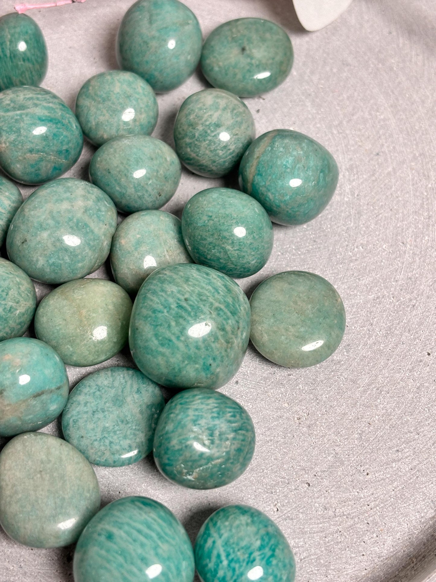 Amazonit Trommelsteine mit Schimmer Naturstein in 2 Größen (10-13g & 16-28g)
