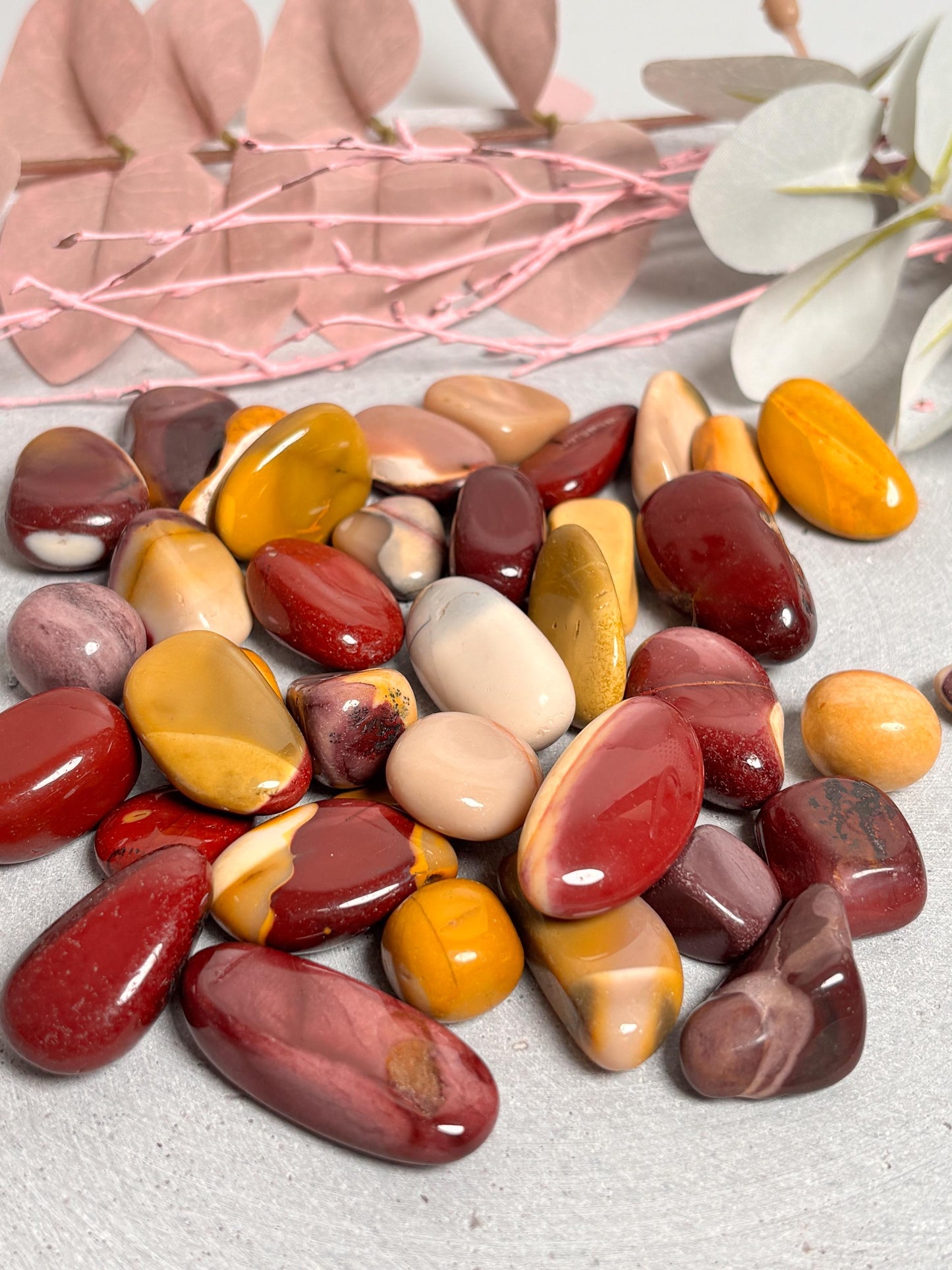Mookaite Trommelsteine Natürliche Edelsteine, Auswahl aus 2 Größen, Handschmeichler, Heilstein, Deko & Meditation