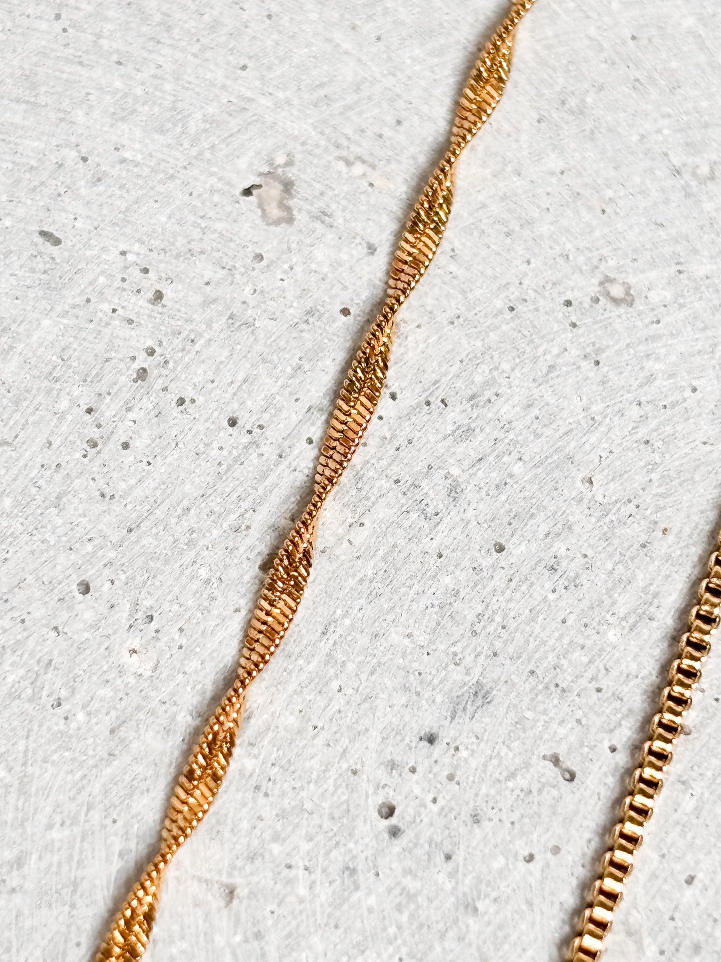 Edelstahlkette Gold Verschiedene Designs und Längen | Zeitloser Schmuck für Damen & Herren