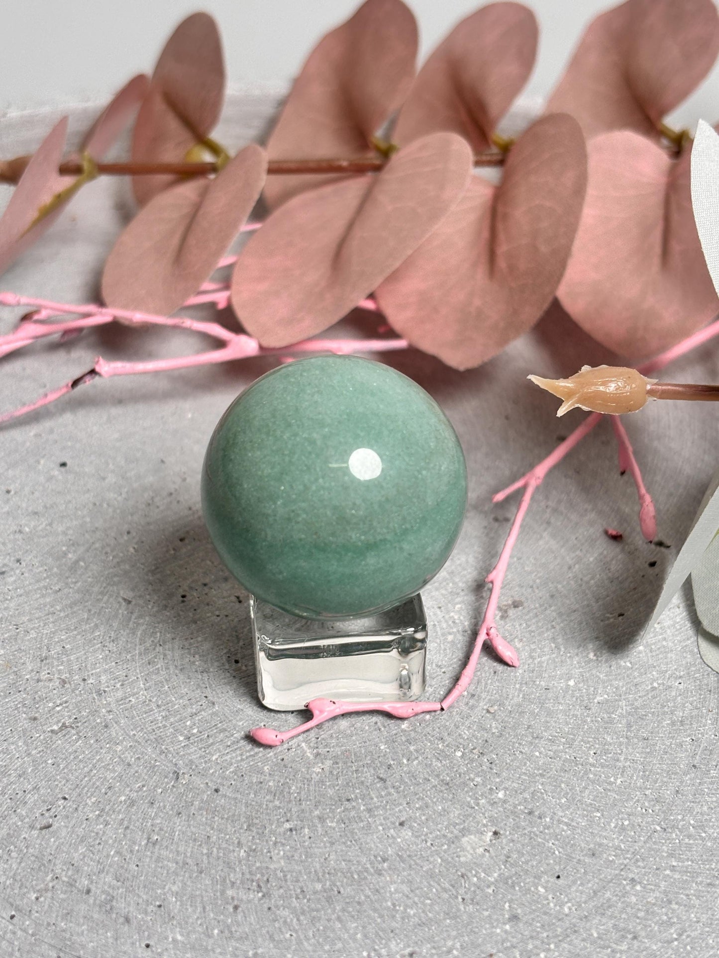 Mini Kristallkugeln aus Edelstein Verschiedene Varianten (2,73 cm) | Dekoration, Meditation & Geschenk
