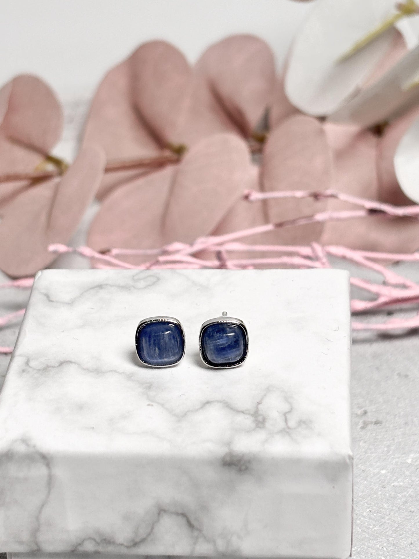 925 Silber Ohrstecker mit Kyanit quadratische Edelstein Ohrringe, eleganter Silberschmuck