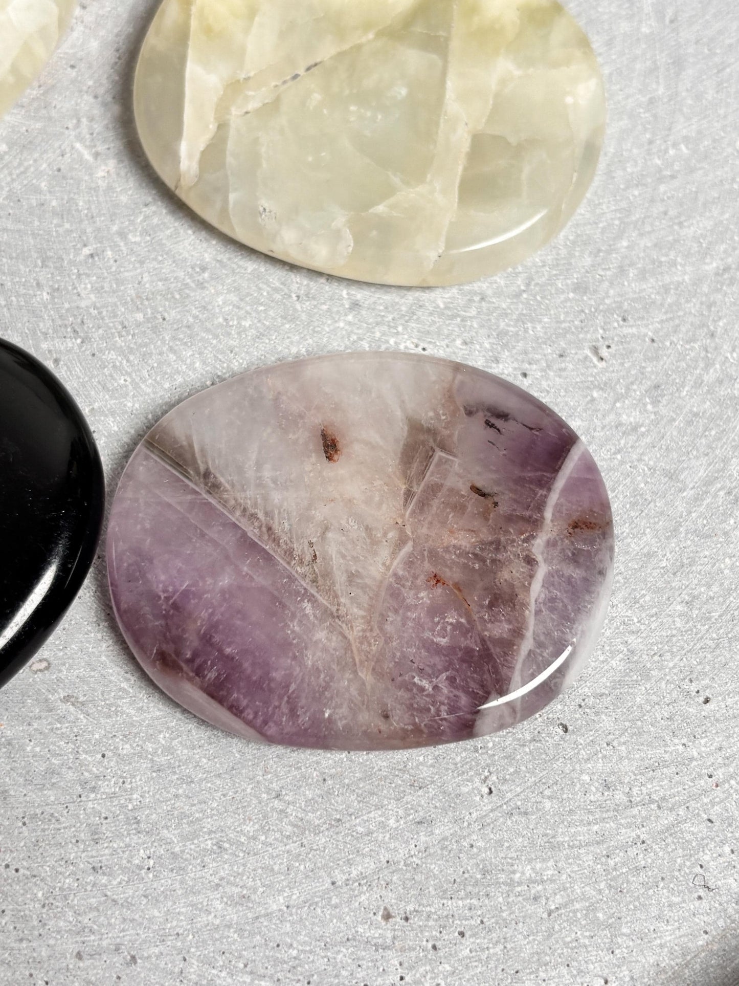 Worry Stones Sorgensteine aus Kristall, Verschiedene Kristalle zur Auswahl für Entspannung & Achtsamkeit